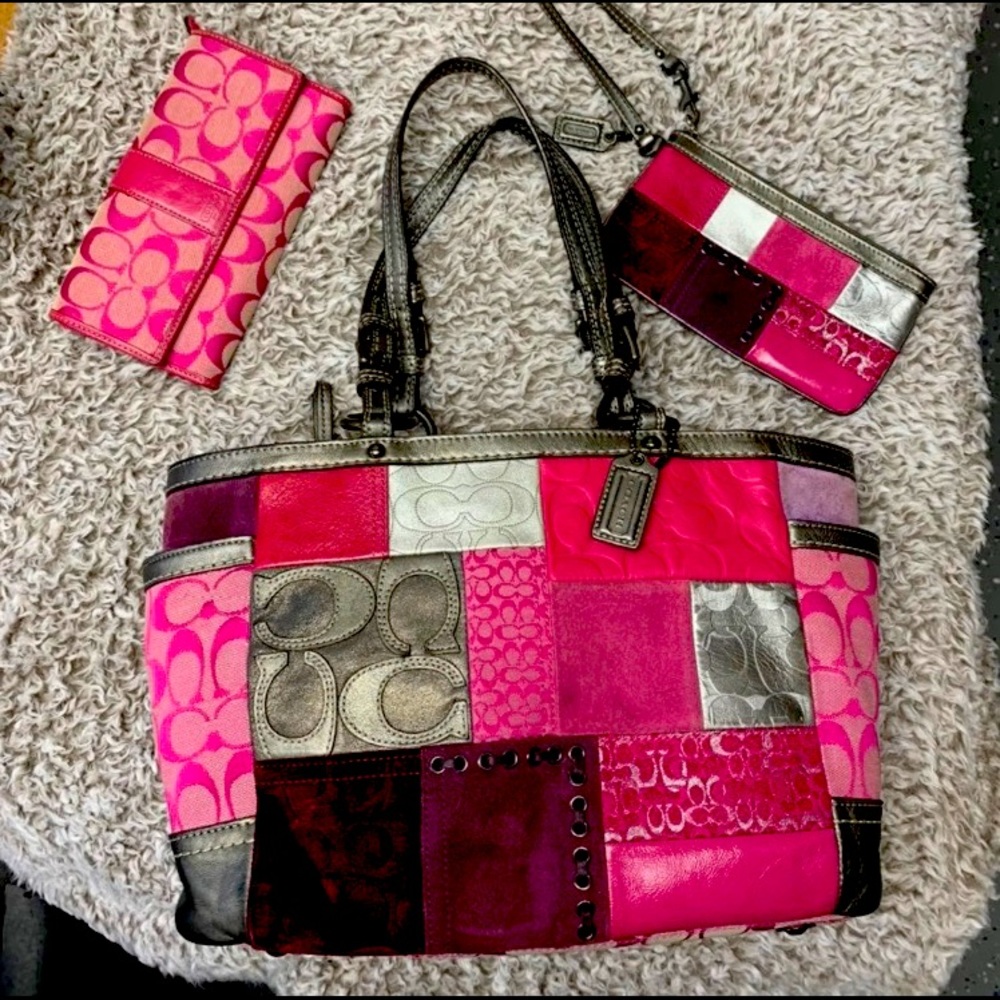 AUTHENTIC COACH PURSE, WALLET & WRISTLET SET